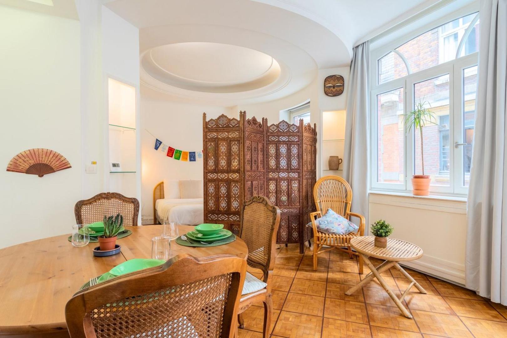Center Apartment With Lots Of Charm Лил Екстериор снимка